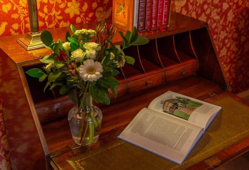 Hotel Glenapp Castle