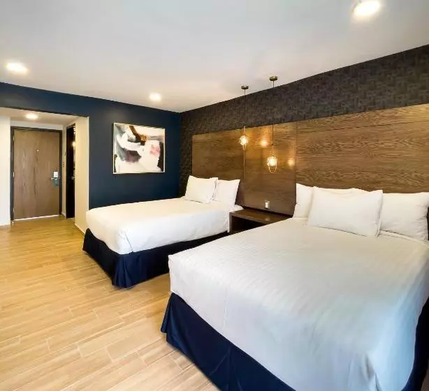 هتل Gran Plaza & Convention Center