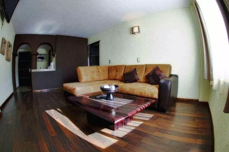 هتل Gran Plaza & Convention Center