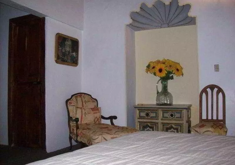 هتل Gran Plaza & Convention Center