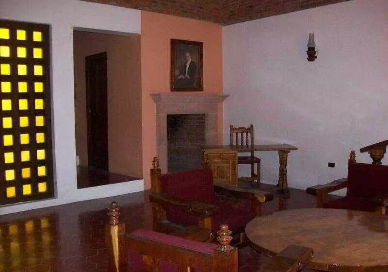 هتل Gran Plaza & Convention Center