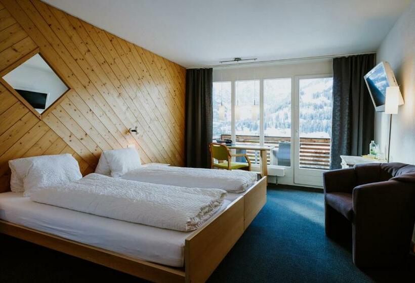 هتل Hari Im Schlegeli