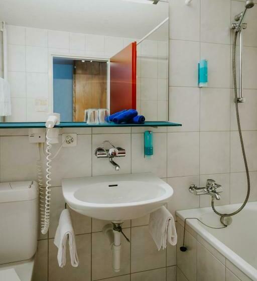 هتل Hari Im Schlegeli