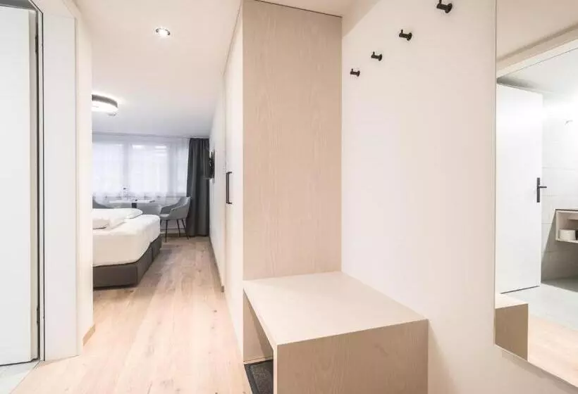 Отель Traube Restaurant &