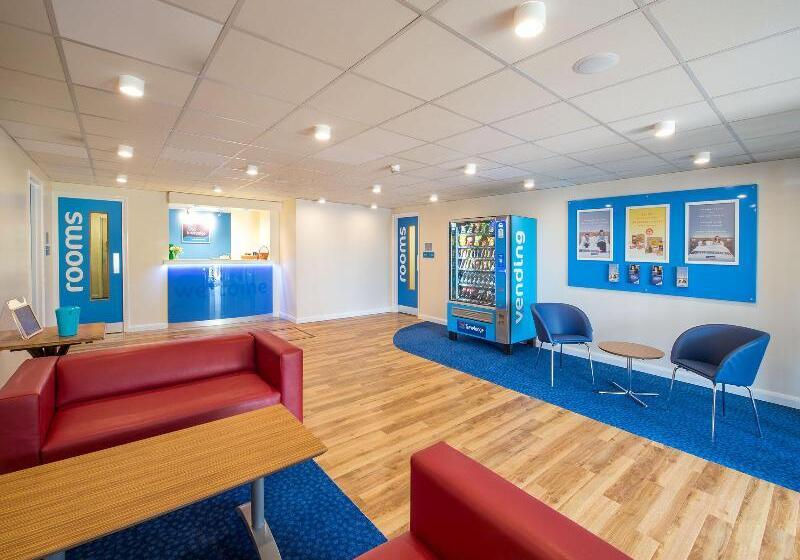 ホテル Travelodge Colchester Feering