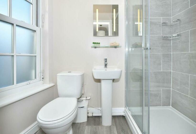 住宿加早餐  The Sutherland Arms