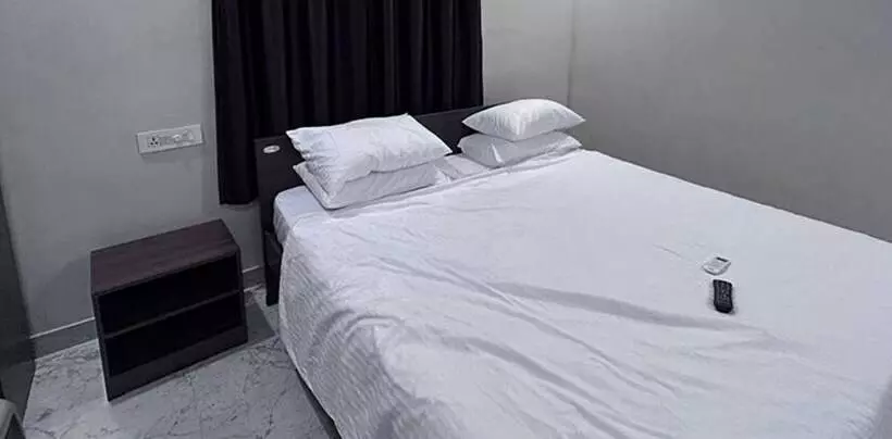 Fabhotel C Grand