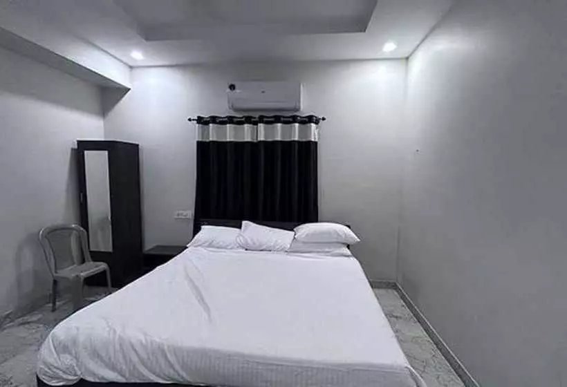 Fabhotel C Grand