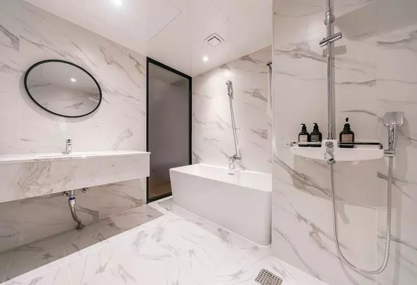 Hotelli Pohang Brown Dot