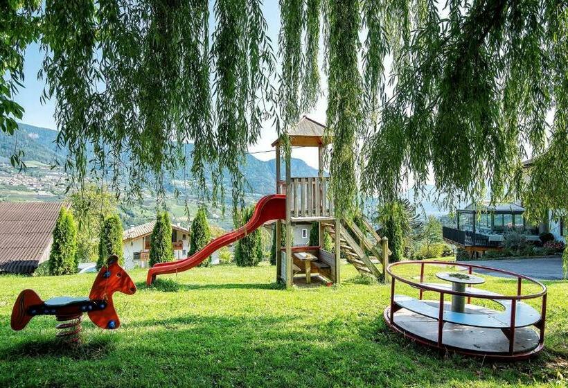 בית מלון כפרי Brunnhofer