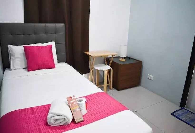هتل Happy Homes Manila
