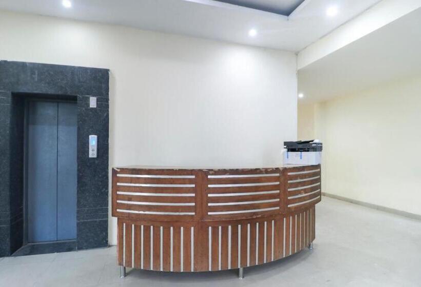 בית מלון כפרי Oyo 61138 Kamal Palace