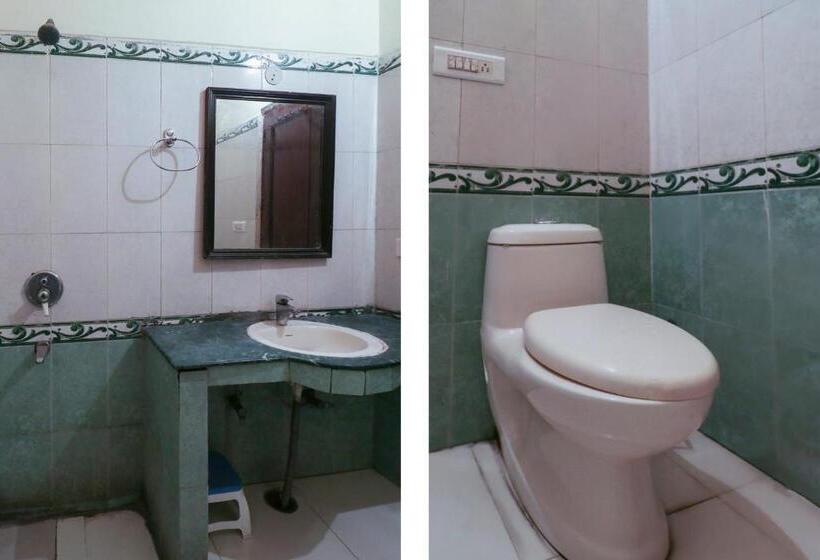 בית מלון כפרי Oyo 61138 Kamal Palace