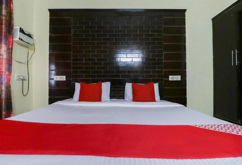 בית מלון כפרי Oyo 61138 Kamal Palace