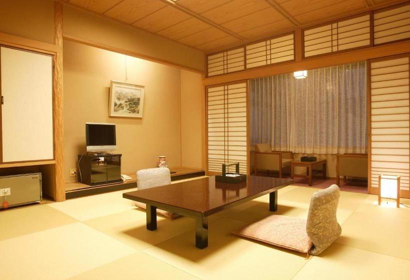 Ryokan Yuraku