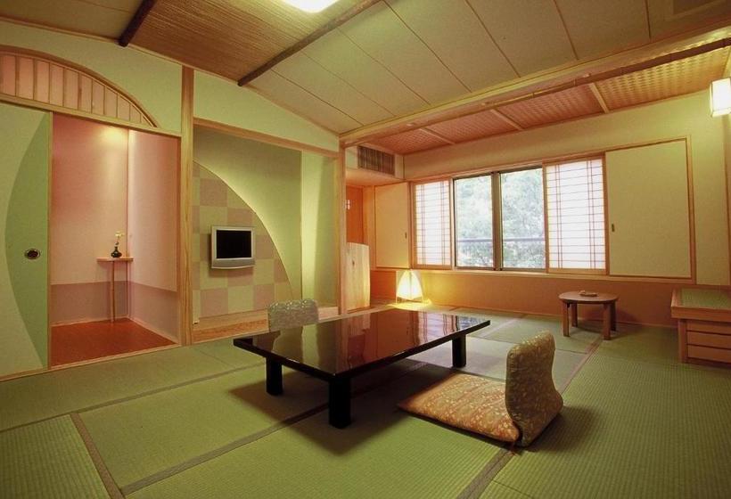 Ryokan Yuraku