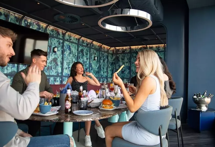 Yotel Glasgow