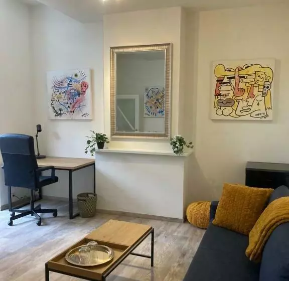 Aamiaismajoitus (B&B) Rs10 Turnhout