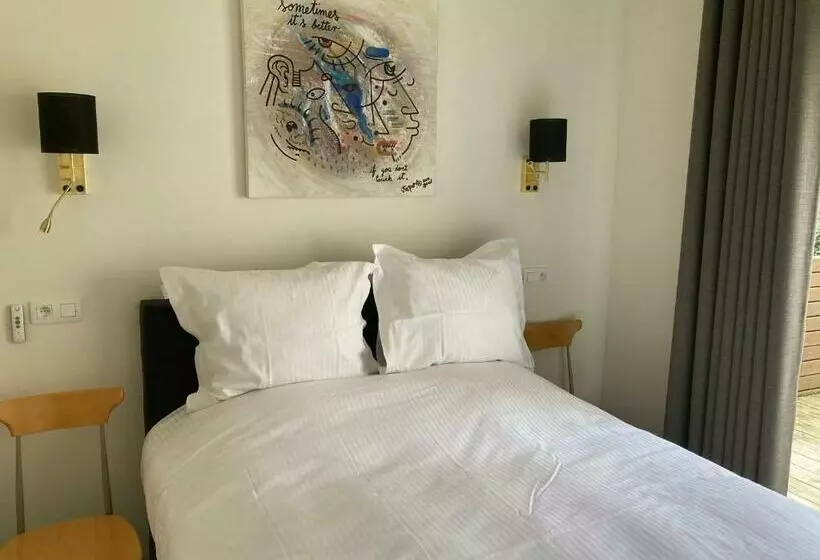 Aamiaismajoitus (B&B) Rs10 Turnhout