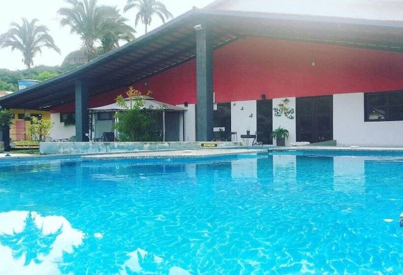 Hotel Oyo Pousada Recanto Oriente