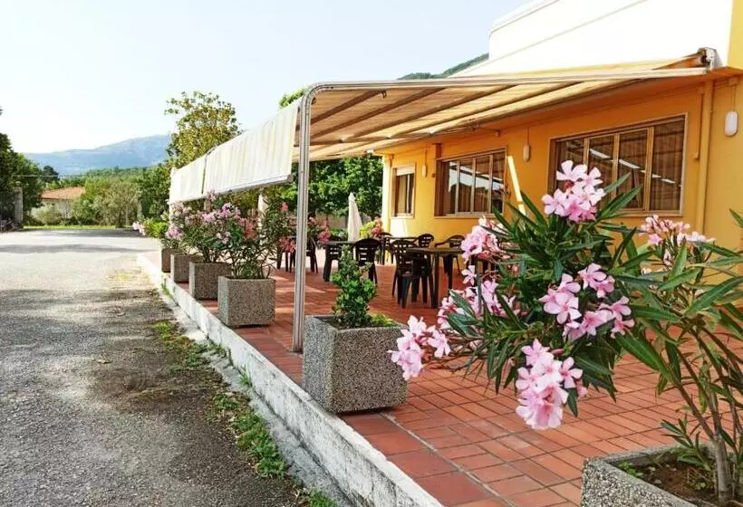 هتل Santa Maria Del Bagno