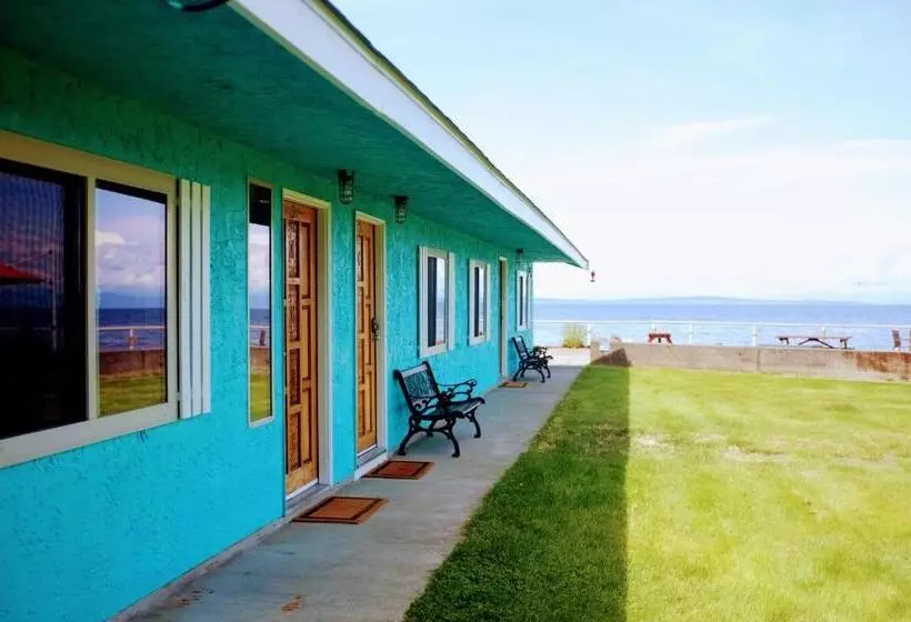 Lighthouse Motel