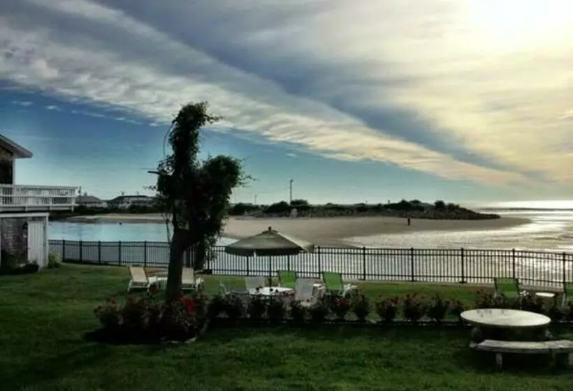 مُتل Marginal Way House