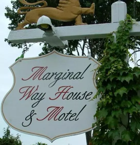 مُتل Marginal Way House