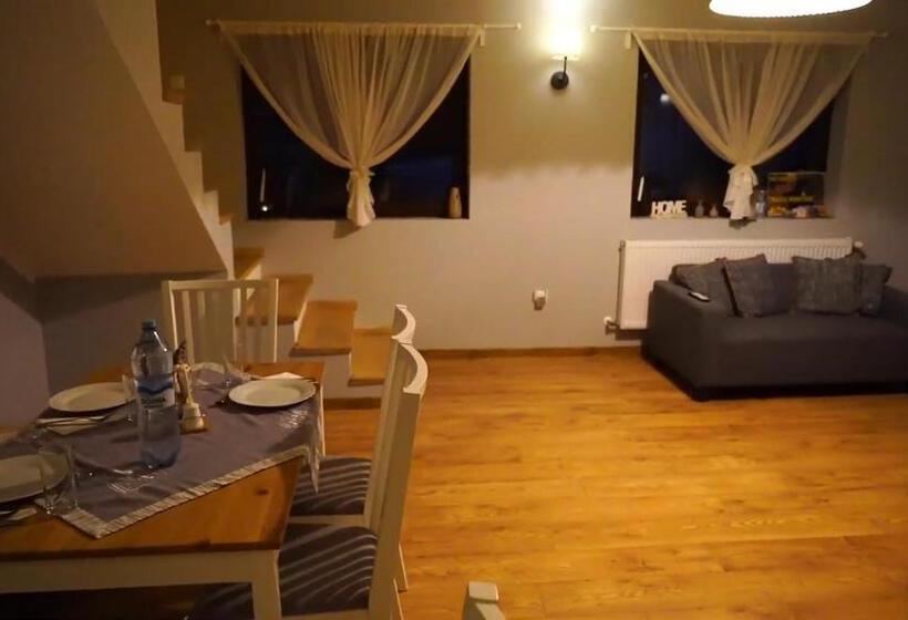 پانسیون Guest House Carpathia