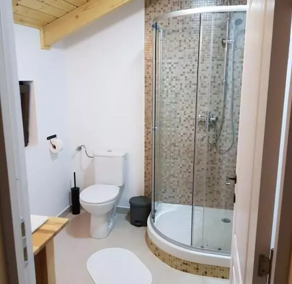 Majatalo Guest House Carpathia