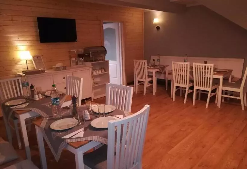 Majatalo Guest House Carpathia