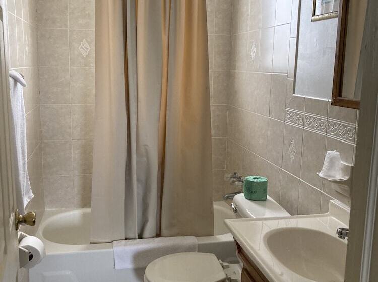 Rambler Motel & Apartments