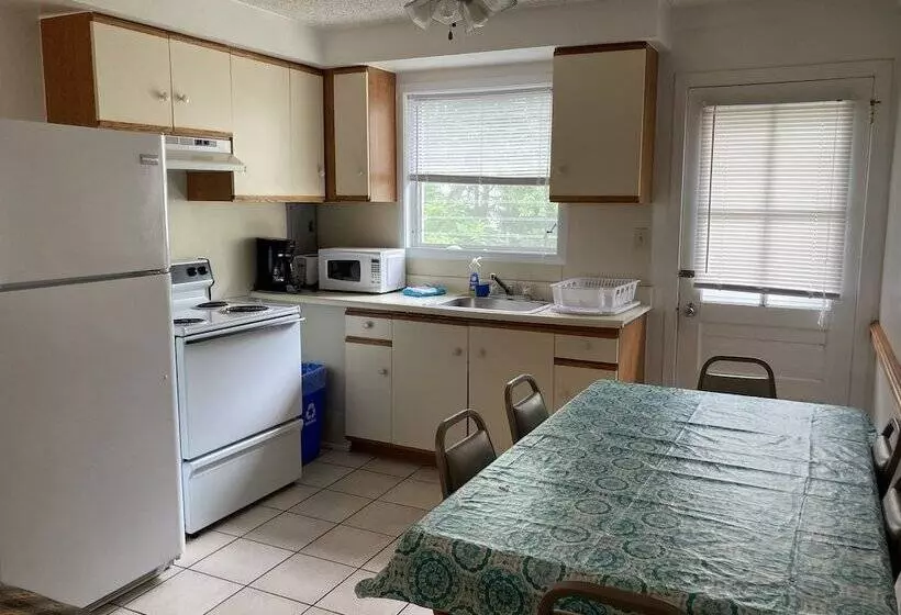 Rambler Motel & Apartments