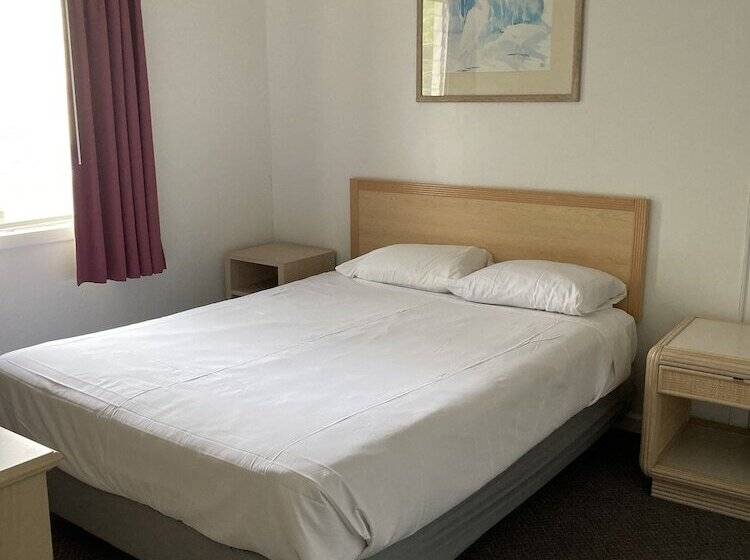 Rambler Motel & Apartments