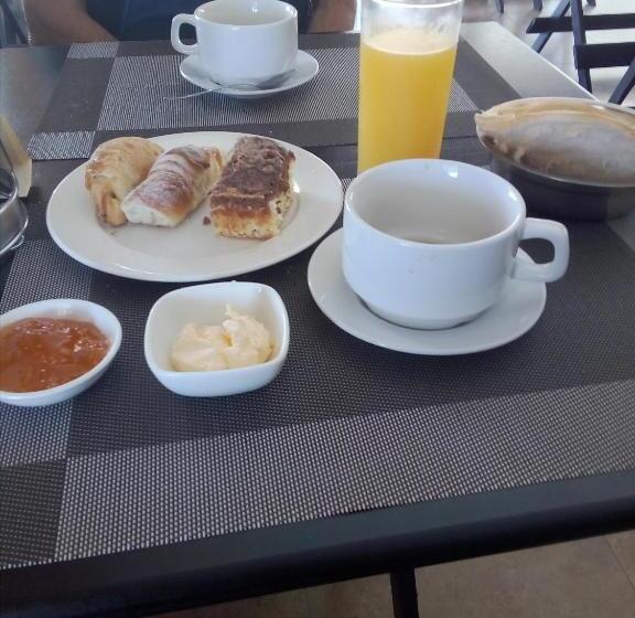 ホテル Alojamiento Termal Guaviyú