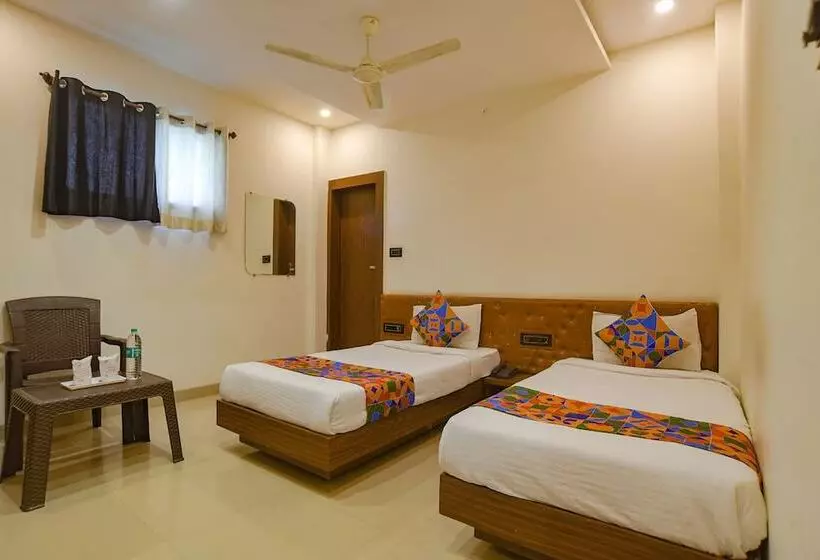 Super Hotel O Mp Nagar Near Rachna Tower