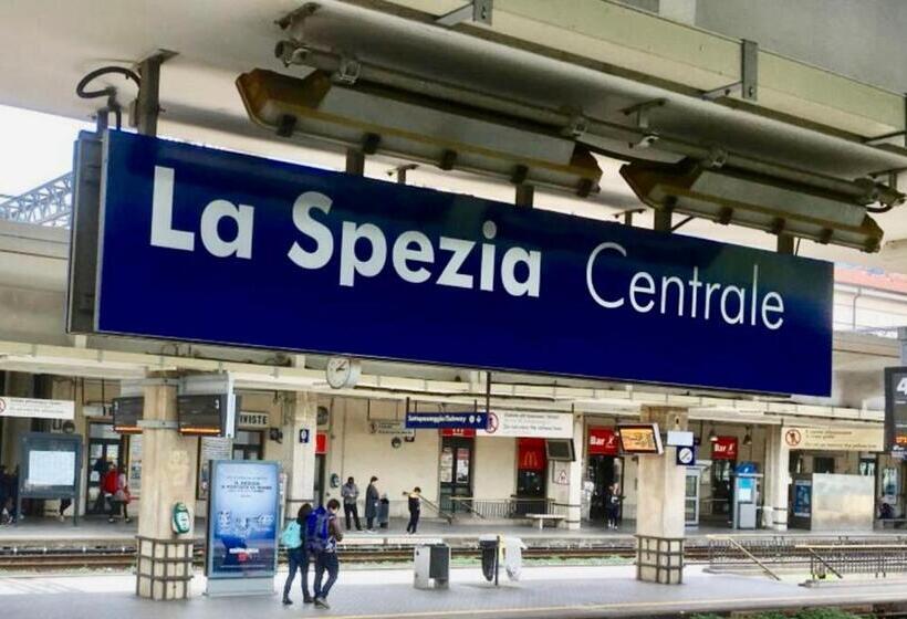 پانسیون Quiet Night Affittacamere La Spezia