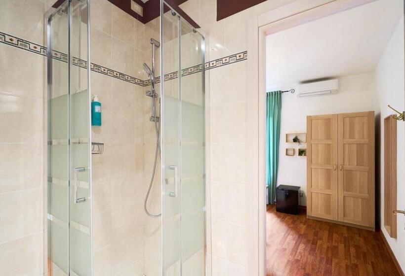 پانسیون Quiet Night Affittacamere La Spezia