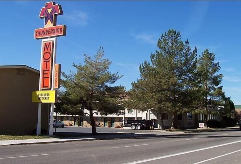 Thunderbird Motel