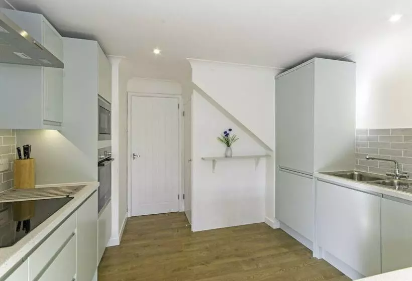 Rockpool Croyde 4 Bedrooms / Sleeps 8