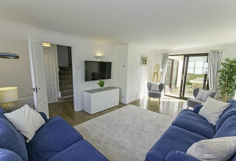 Rockpool Croyde 4 Bedrooms / Sleeps 8