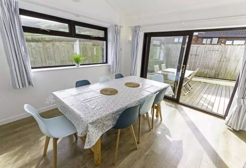 Rockpool Croyde 4 Bedrooms / Sleeps 8