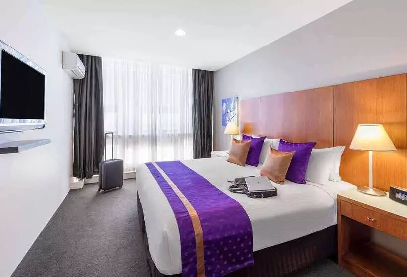 هتل Park Regis Griffin Suites