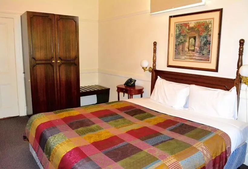 Magnolia Court Boutique Hotel Melbourne