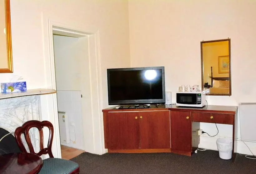 Magnolia Court Boutique Hotel Melbourne