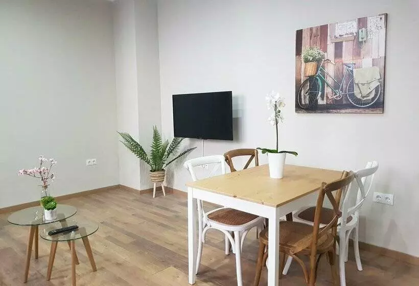 Apartamentos Alhambra Granada 3000