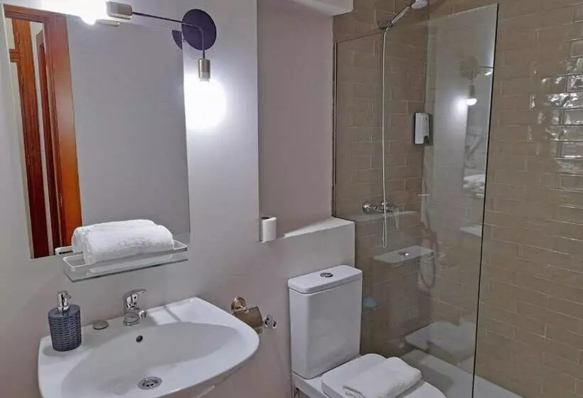 Apartamentos Alhambra Granada 3000