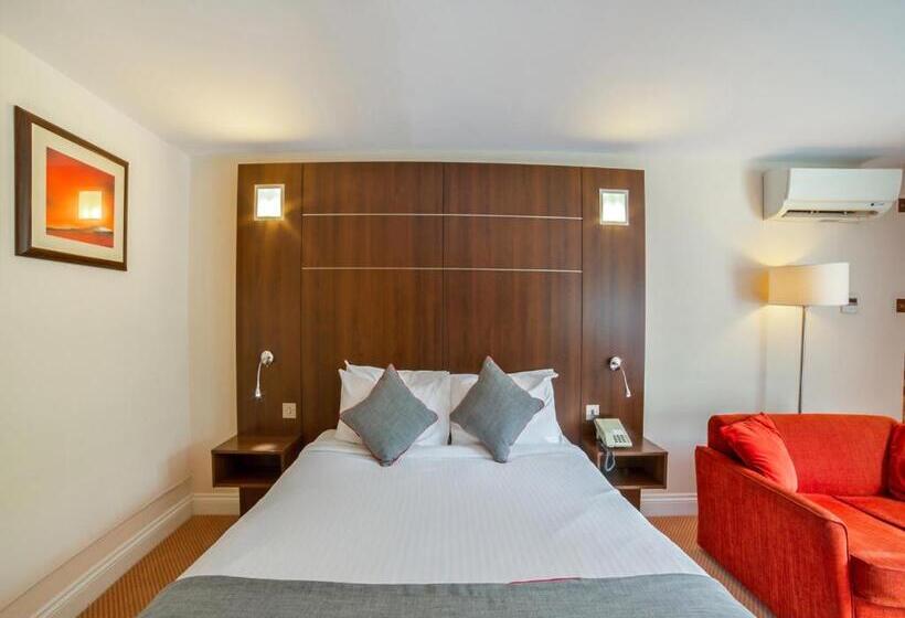 ホテル The Bridge House