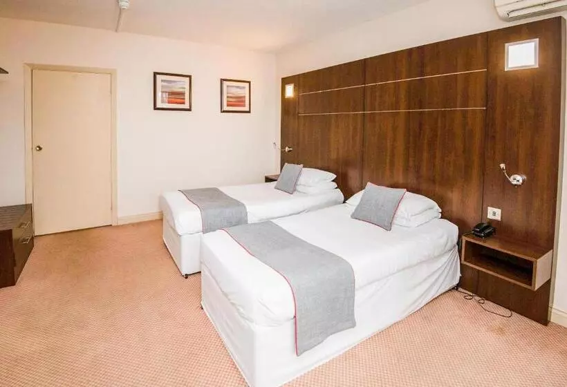 ホテル The Bridge House