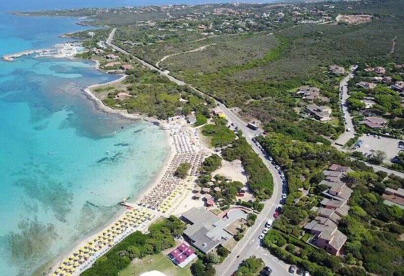 בית מלון כפרי Club Esse Roccaruja